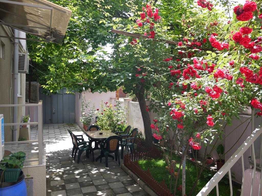 Family Hotel Mountain Scream Tbilisi ภายนอก รูปภาพ