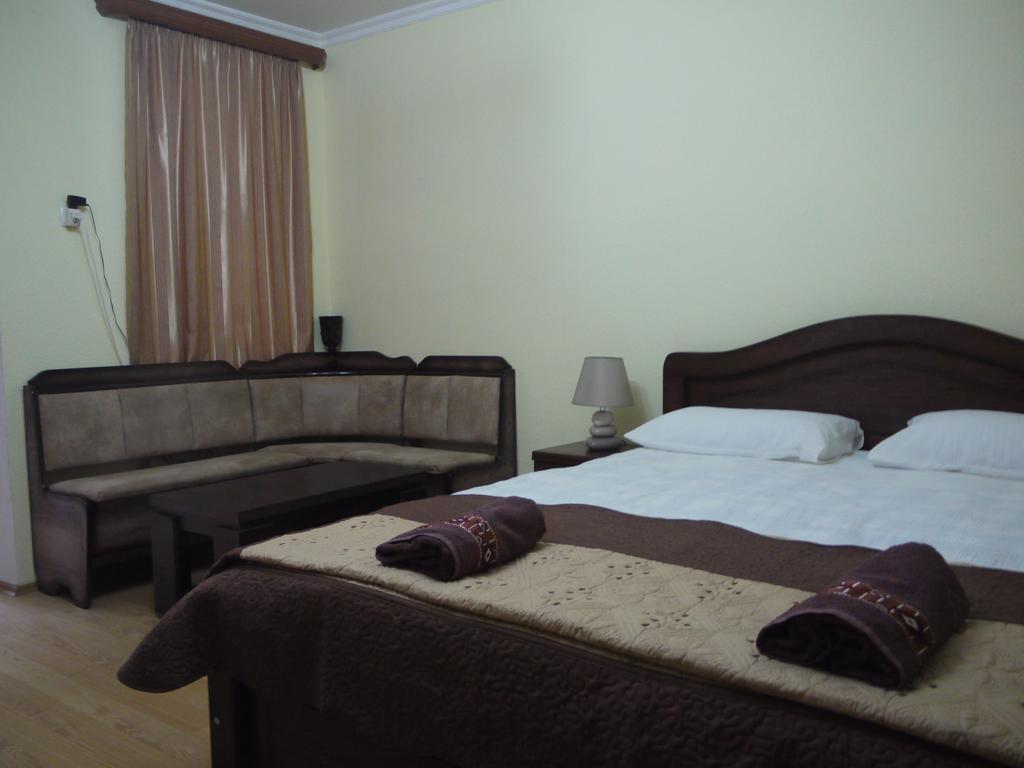 Family Hotel Mountain Scream Tbilisi ภายนอก รูปภาพ