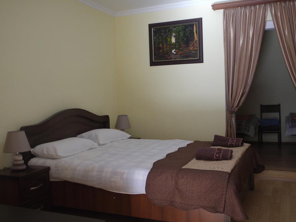 Family Hotel Mountain Scream Tbilisi ภายนอก รูปภาพ