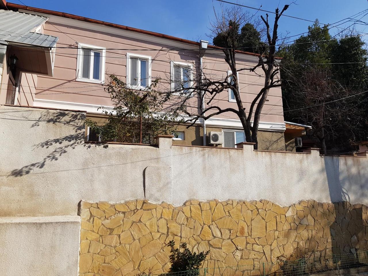 Family Hotel Mountain Scream Tbilisi ภายนอก รูปภาพ